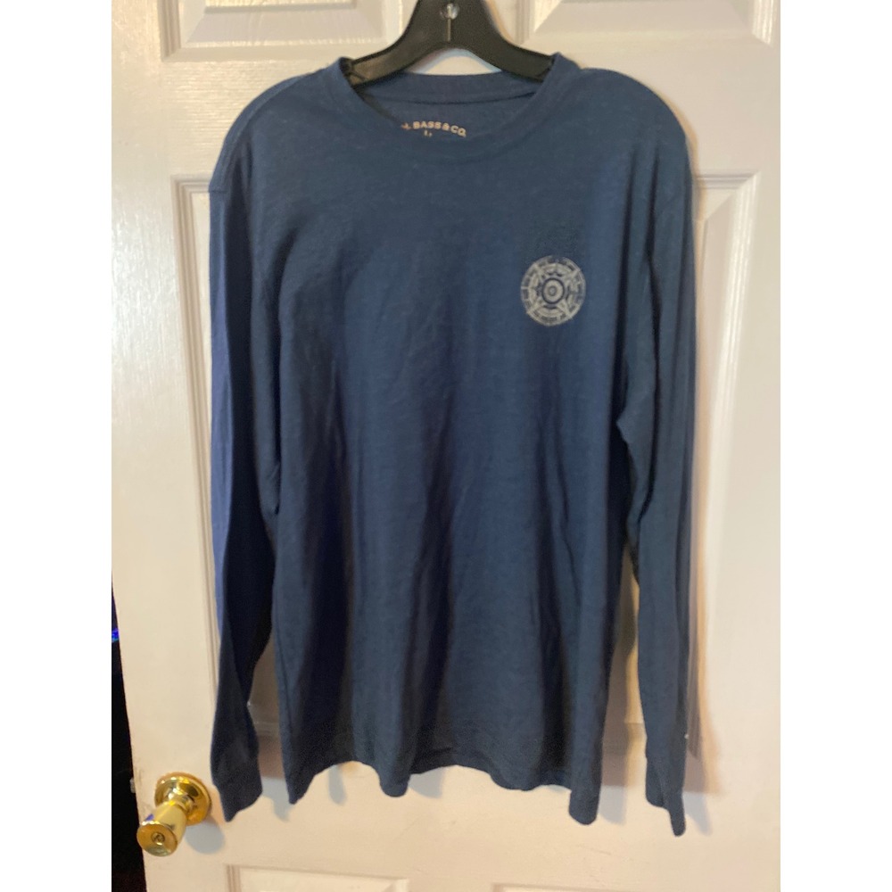 GH Bass & Co Mens Medium Blue Long Sleeve Graphic T-Shirt‎ Lead The Way Lantern